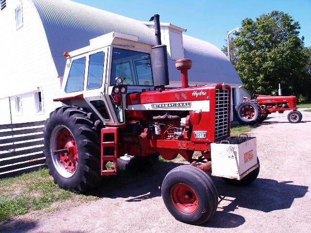 1970 IH 1026 Hydro | Farmall, IH Tractors #2 | Pinterest