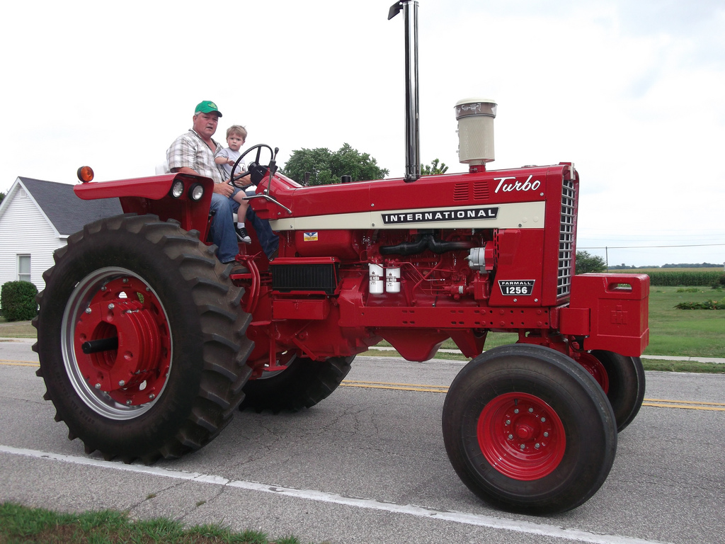 Farmall 1256 Turbo seen as part of the Wingate Corn Festival Parade in ...