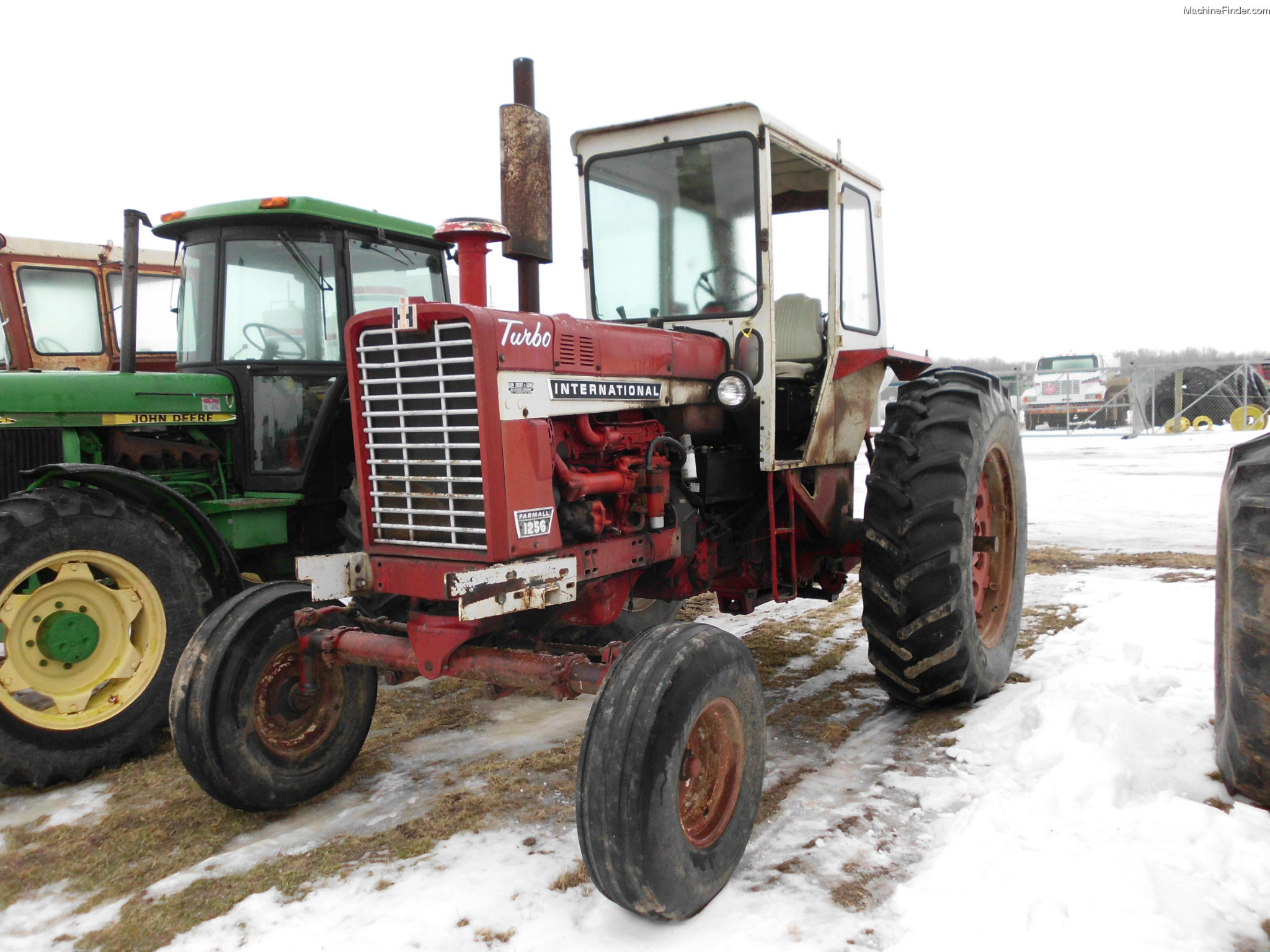 1969 International Harvester 1256 Tractors - Utility (40-100hp) - John ...