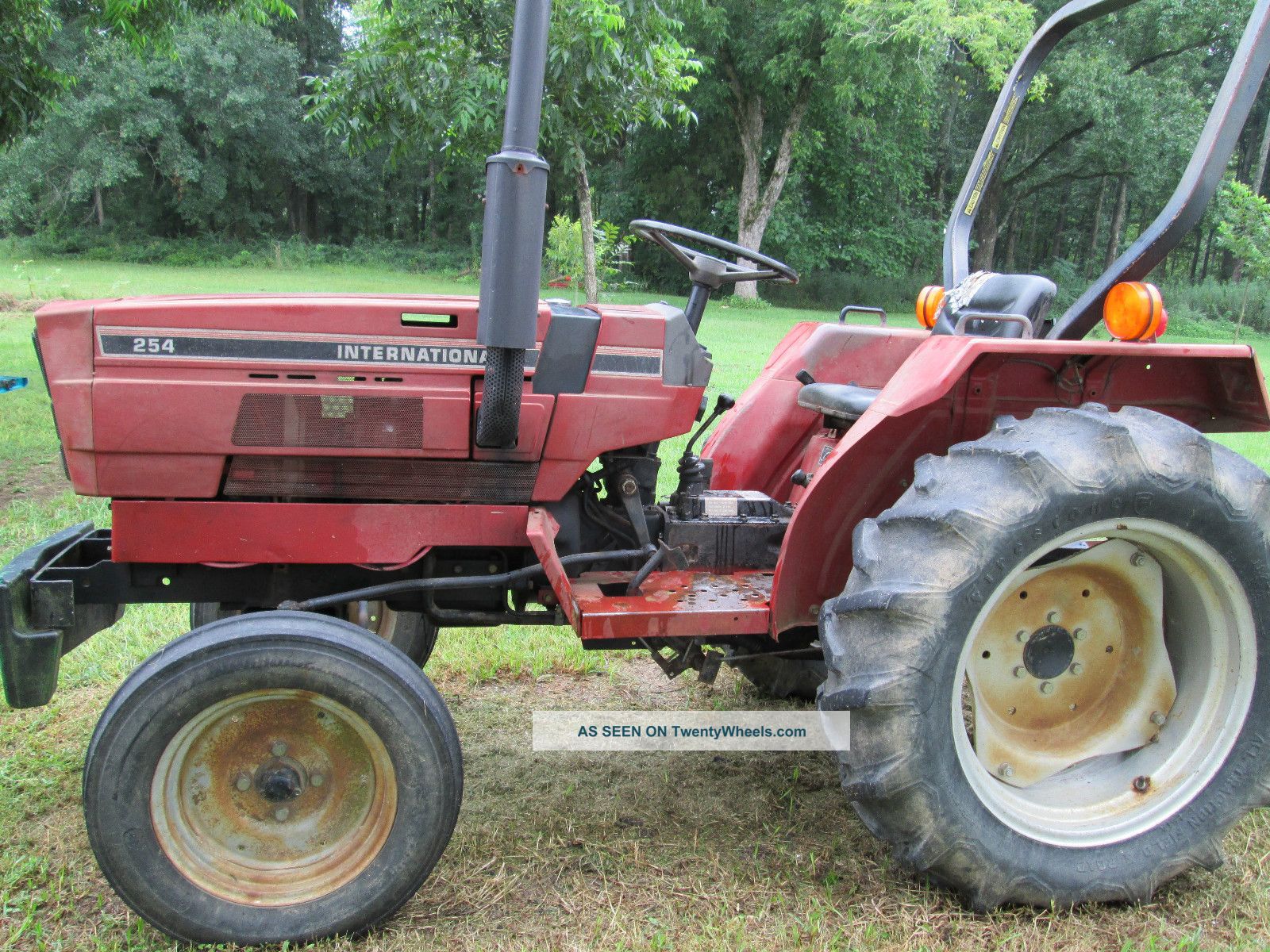 Ih 254 Tractor & Equipment Tractors photo
