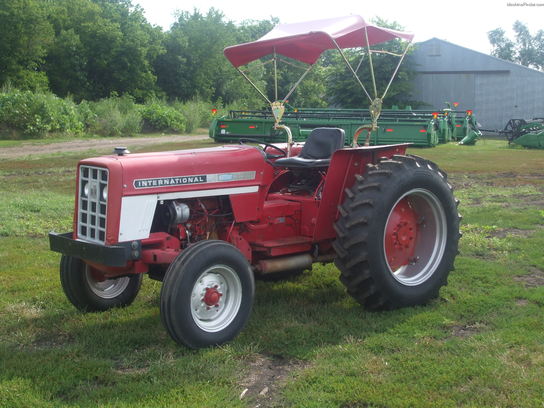 1977 International Harvester 464 Tractors - Utility (40-100hp) - John ...