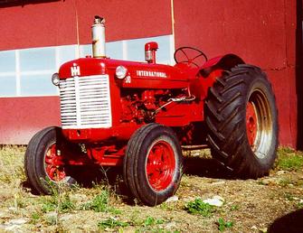 1956 International Harvester 600 - TractorShed.com