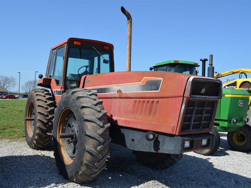 International Harvester 6588 Tractor - Breese, IL | Machinery Pete
