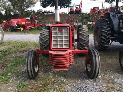 International Harvester 674 Tractor - Elizabethtown, PA | Machinery ...