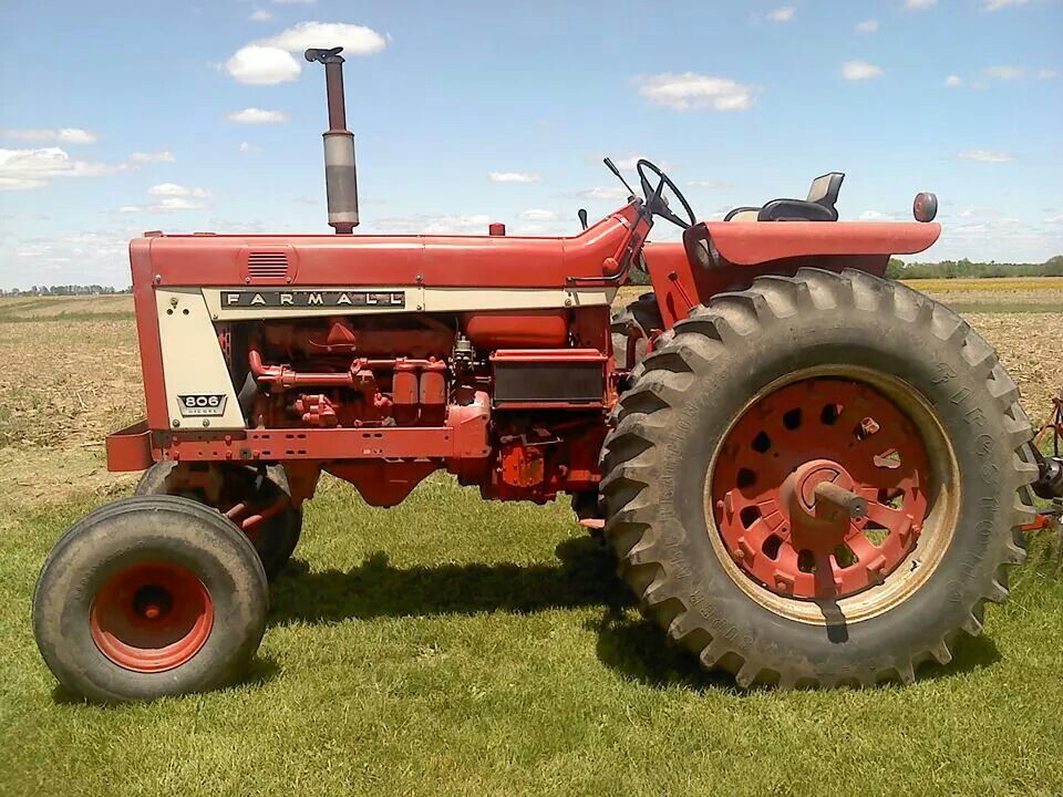 IH 806 | Farmall, IH Tractors #3 | Pinterest