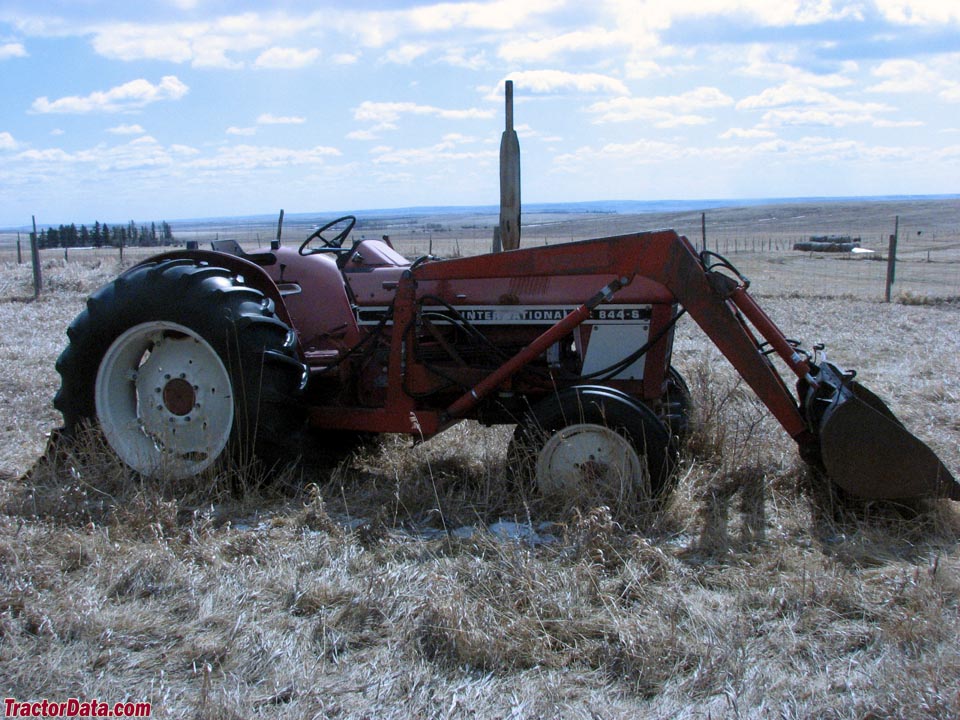 TractorData.com International Harvester 844-S tractor photos ...