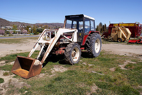 International Harvester 844-S Tractor. | Factory: Neuss, Ger ...