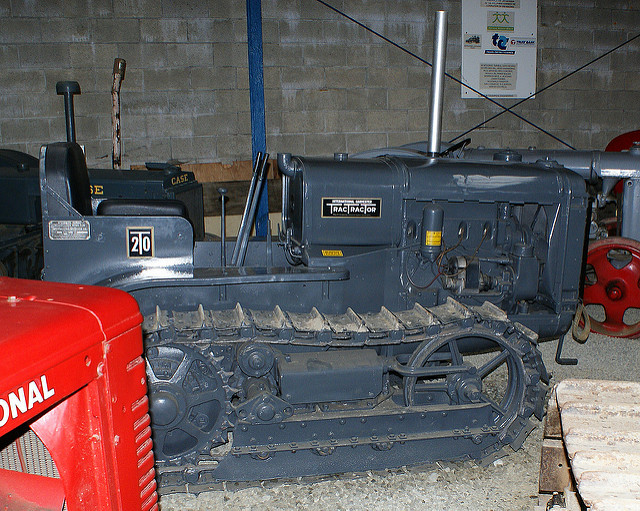 International Harvester T-20 Crawler. | Flickr - Photo Sharing!