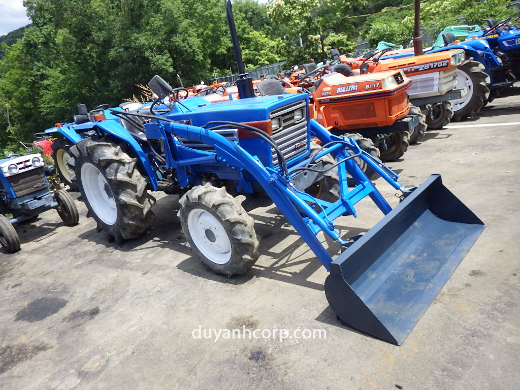 Item No. 3461 ISEKI TL2701(4WD)with loader S/N.00427 - Duy Anh Corp