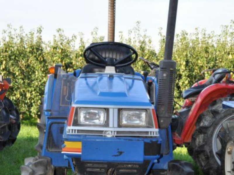Iseki TU160 LANDHOPE Traktor - technikboerse.com