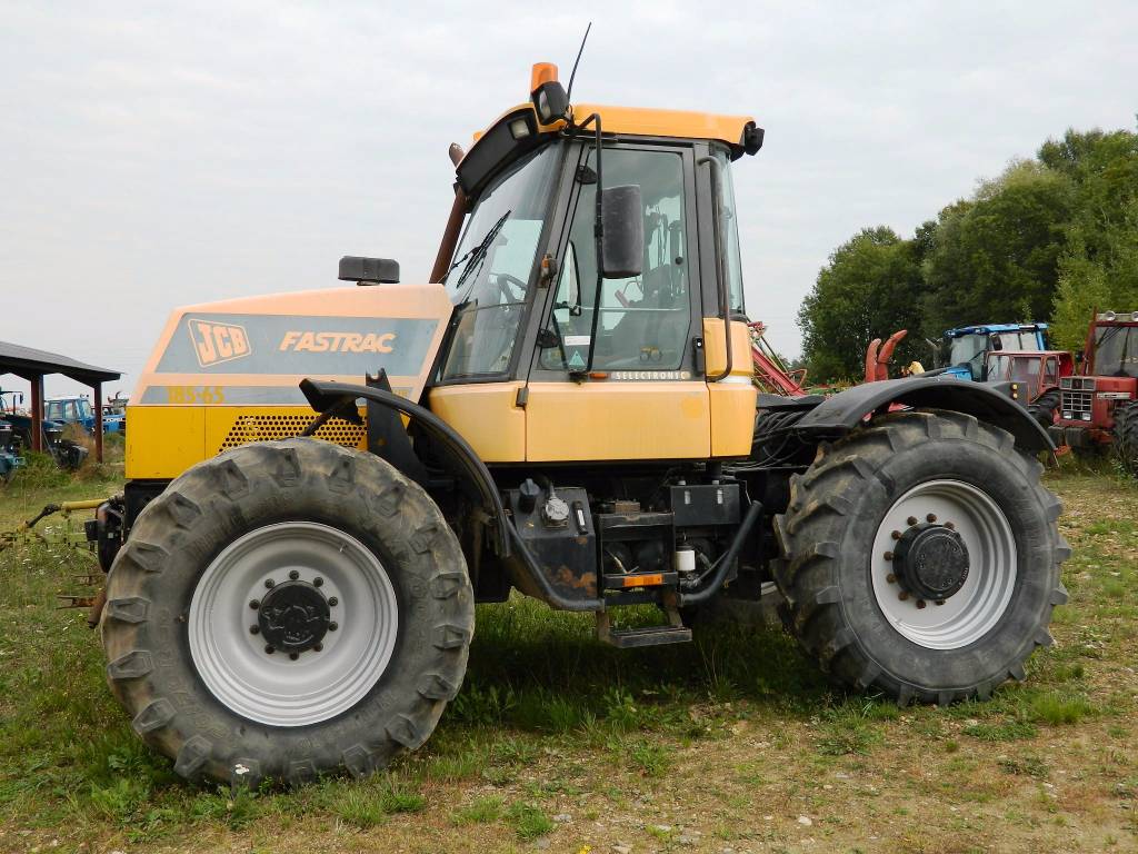 Used JCB Fastrac 185-65 tractors Year: 1996 Price: $16,805 for sale ...