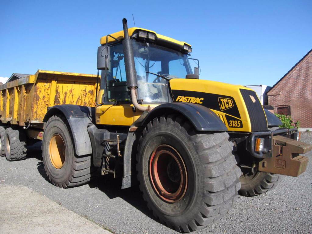 Buy used JCB FASTRAC 3185 tractors on auction - Mascus UK