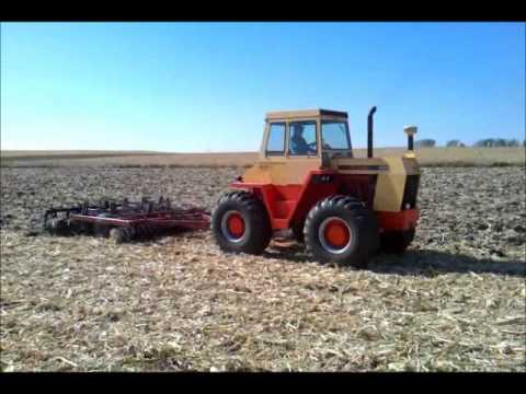 case 1470 tractor pulling disc chisel tillage corn stalks - YouTube