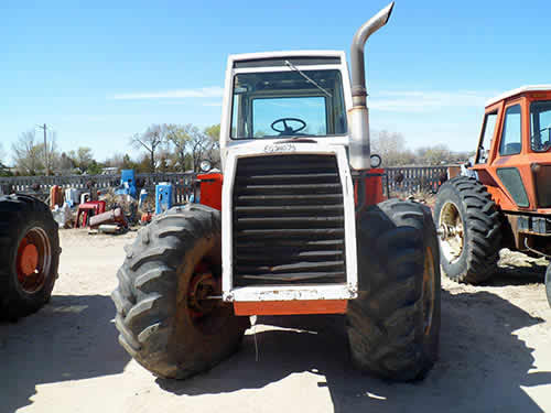 Salvaged J I Case 2470 tractor for used parts - EQ-24075