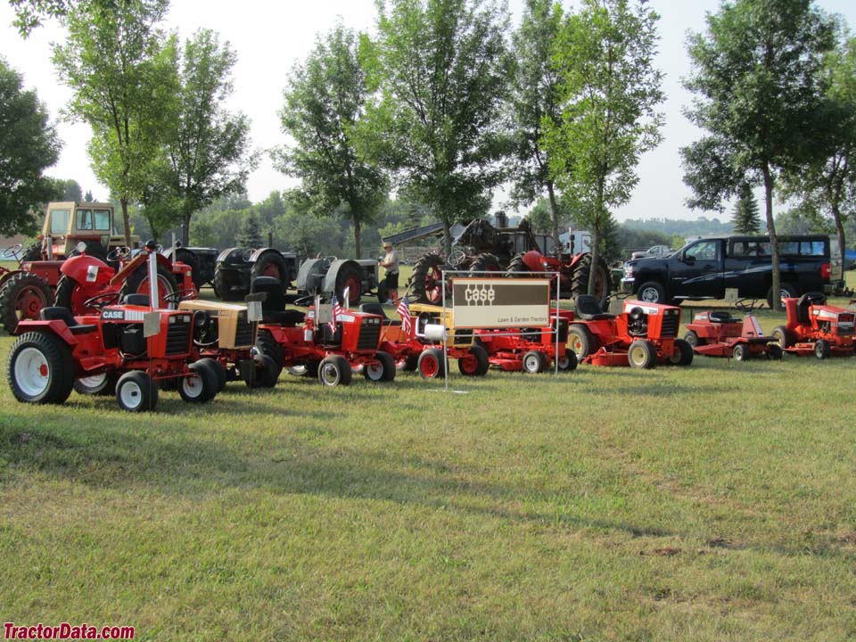 Display of J.I. Case tractors in the feature area. Loading the wagons ...