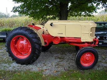 1956 Case 311 - TractorShed.com