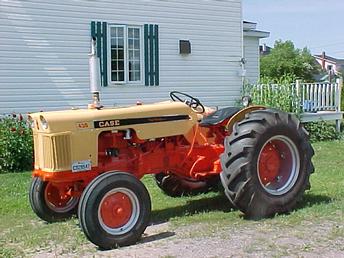 Antique Tractors - 1960 J.I. Case 430 440-L Picture