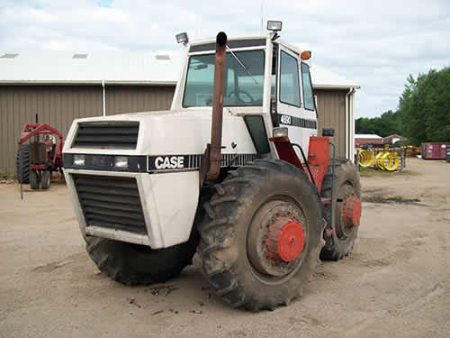 Salvaged J I Case 4690 tractor for used parts - EQ-22555