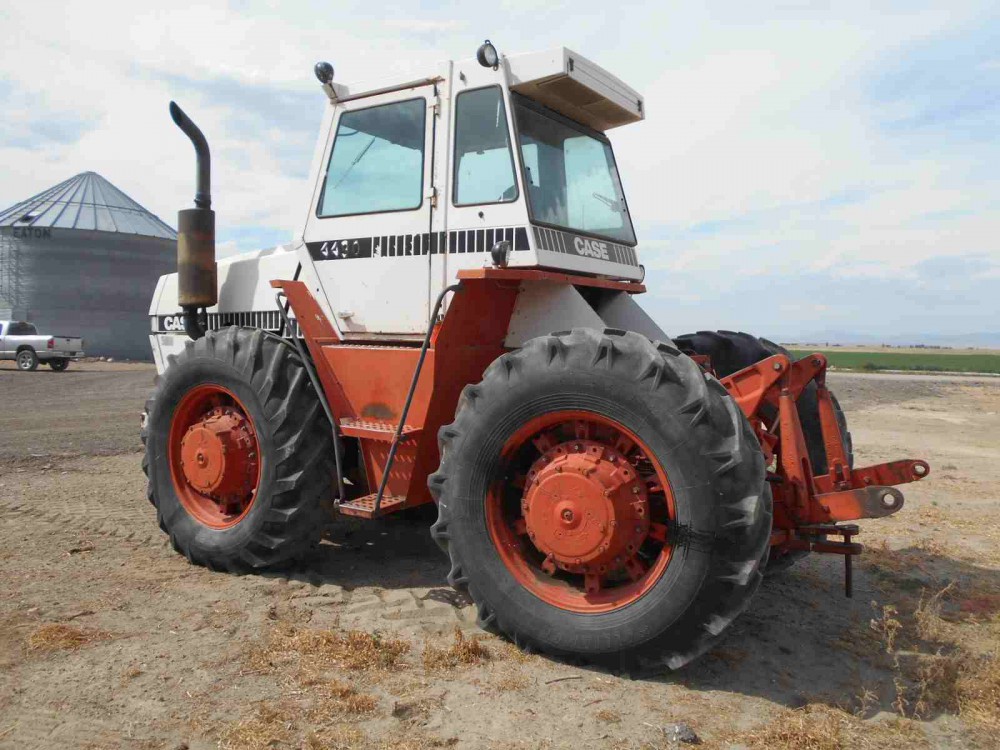 Used Case 4690 Tractor - 1981 JI Case - For Sale - Berry Machinery