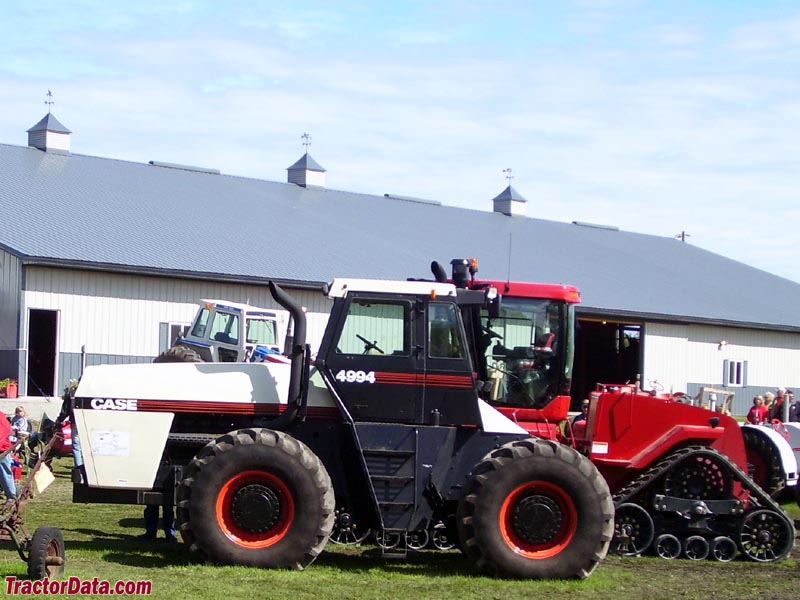 ... Case tractor lineup, including a Spirit of 76. Vintage Case 4994 sits