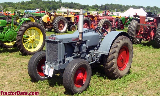 TractorData.com J.I. Case C tractor photos information