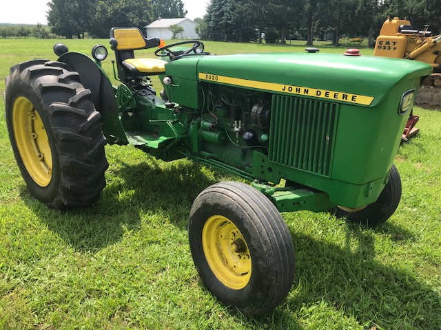 John Deere 2020 Farm Tractor - Greenhill Farms Equipment, Inc