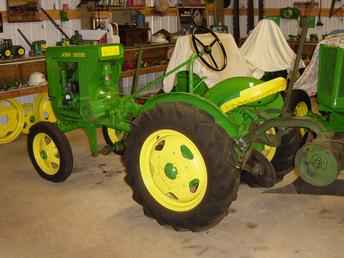 Used Farm Tractors for Sale: John Deere Unstyled L (2004 ...