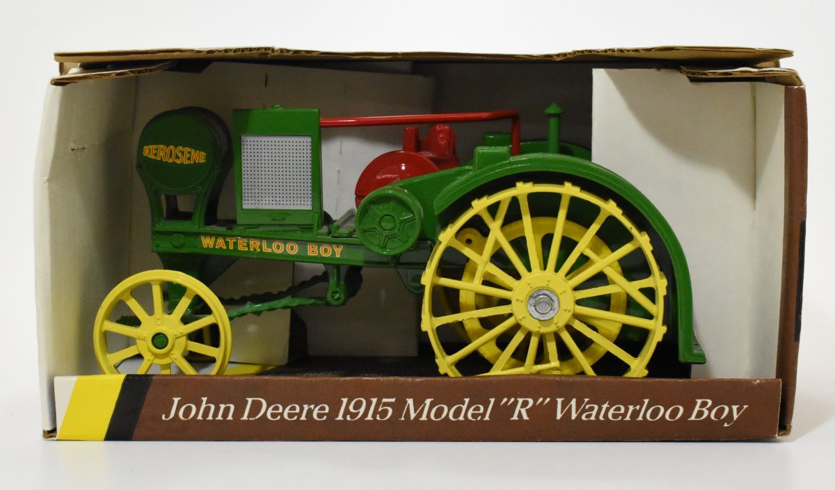 1/16 John Deere 1915 Model R Waterloo Boy Tractor ...