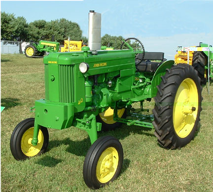 The Model 40 - John Deere Model 40V Special Tractor