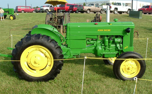 The Model 40 - John Deere Model 40U Utility Tractor