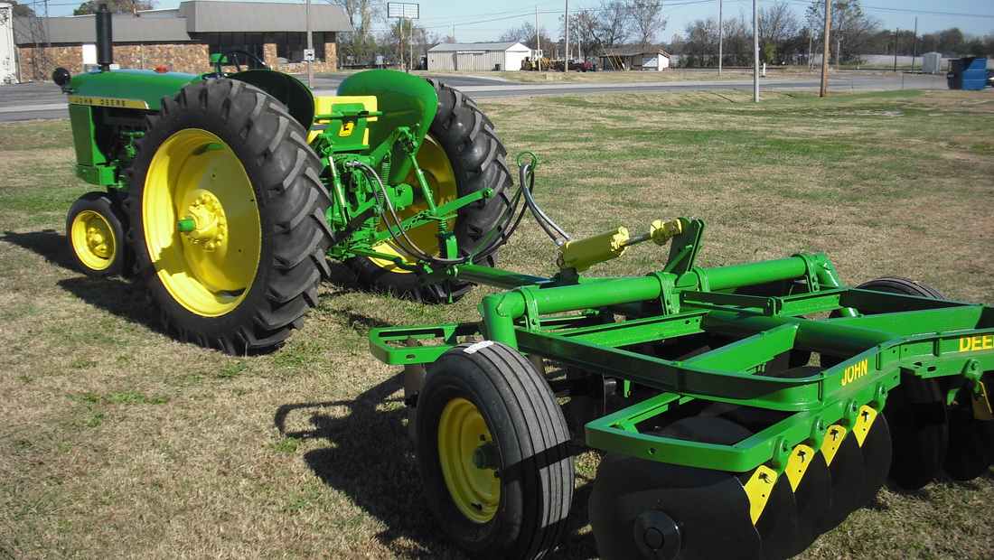 John Deere 1010(Taylor) - Young Parts and Equipment