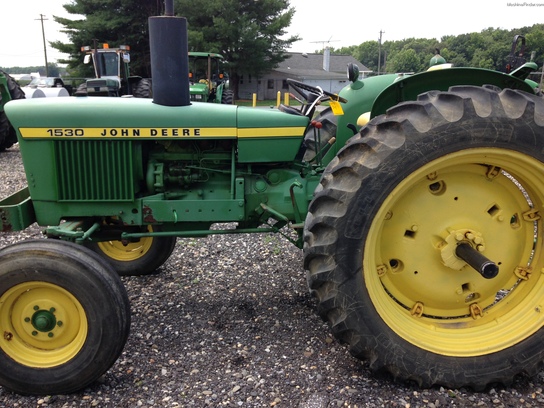 John Deere 1530 Tractors - Row Crop (+100hp) - John Deere ...