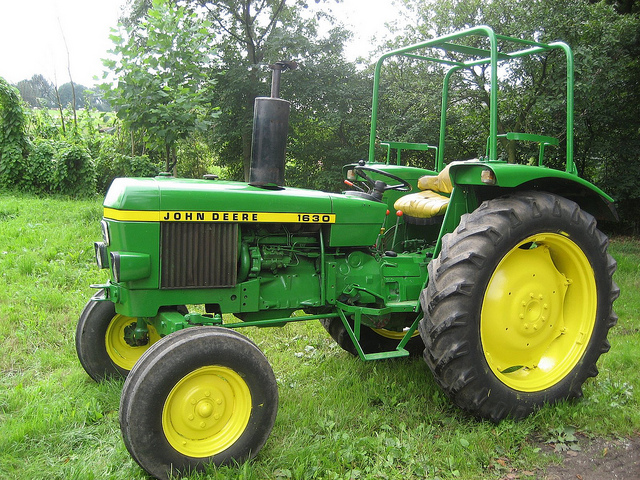 John Deere 1630 | John Deere 1630 tractor | By: Nickvbw | Flickr ...