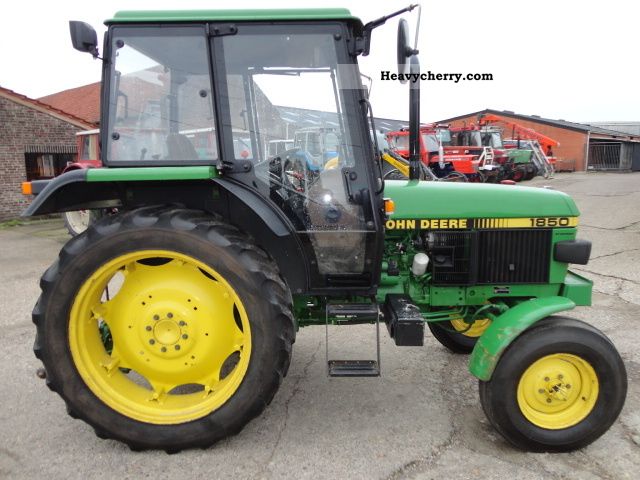 1991 John Deere 1850 Agricultural vehicle Tractor photo 3