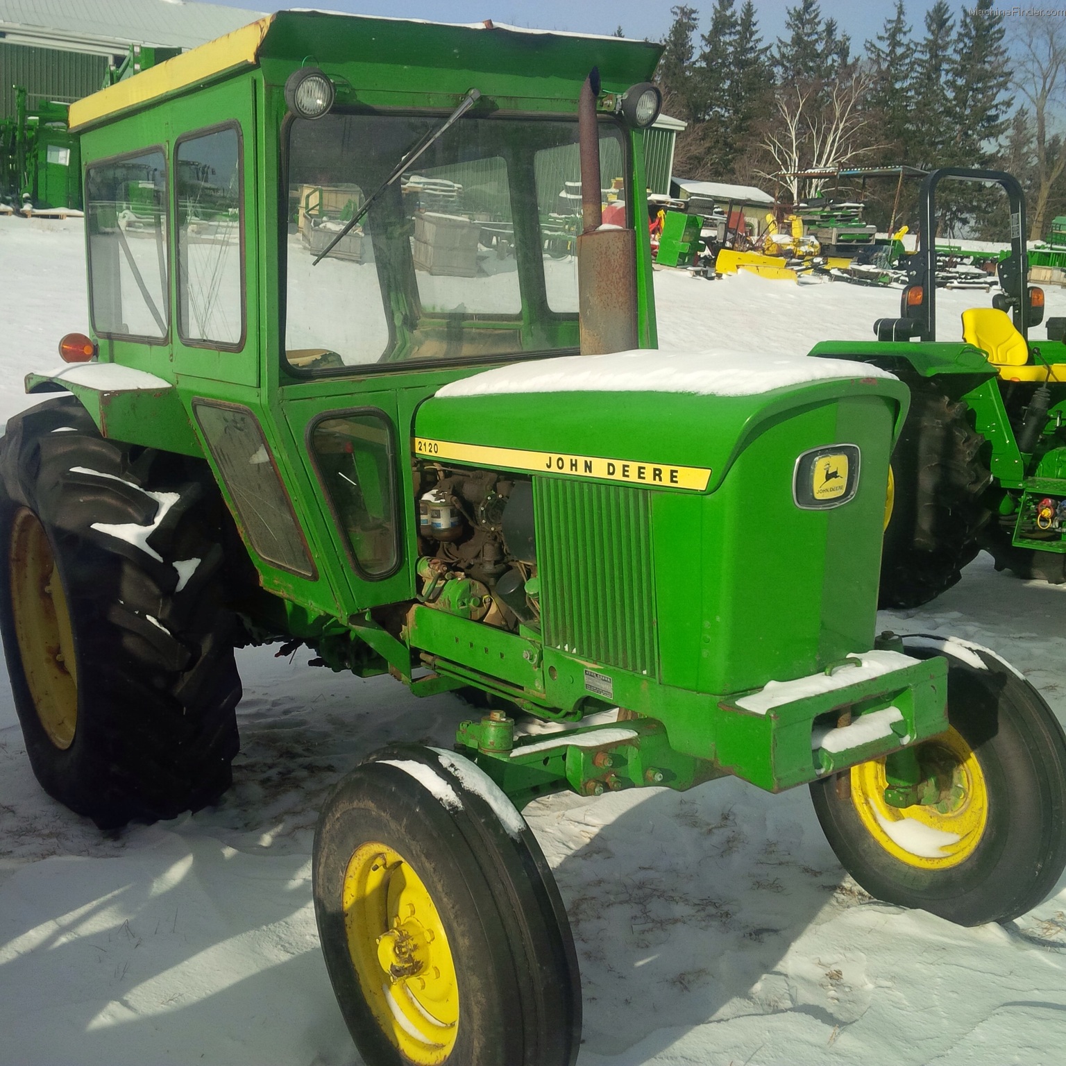 John Deere 2120 Tractors - Utility (40-100hp) - John Deere ...