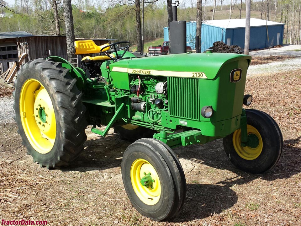 Early-style John Deere 2130. (2 images) Photos courtesy of yright410