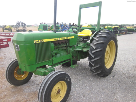 John Deere 2440 Tractors - Utility (40-100hp) - John Deere ...