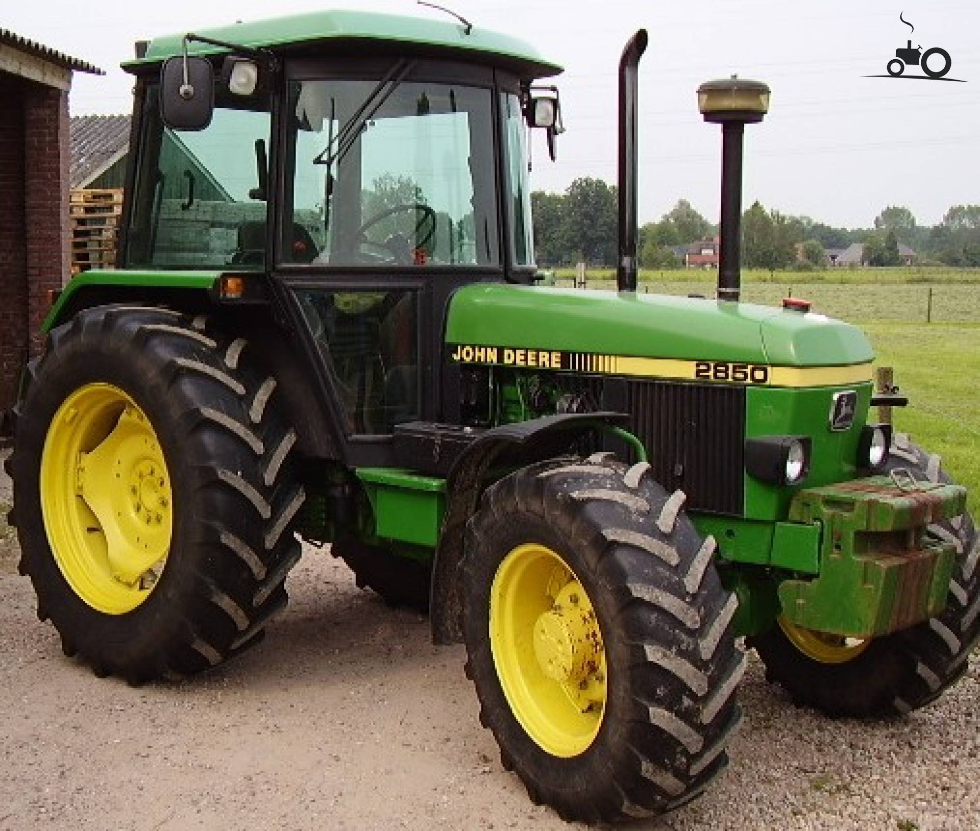 John Deere 2850 Pictures to pin on Pinterest