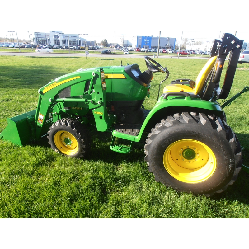 ... Compact Utility Tractors John Deere 3039R Compact Utility Tractor