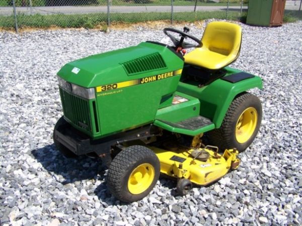 76: John Deere 320 Lawn and Garden Tractor 48