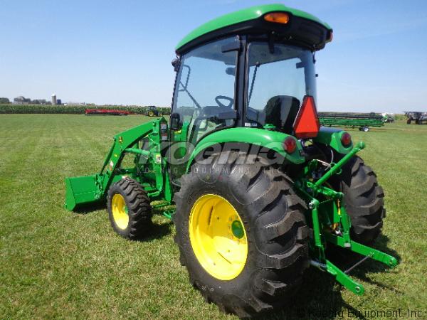John Deere 4044R Compact Tractor, 824842, in Urbana, Ohio