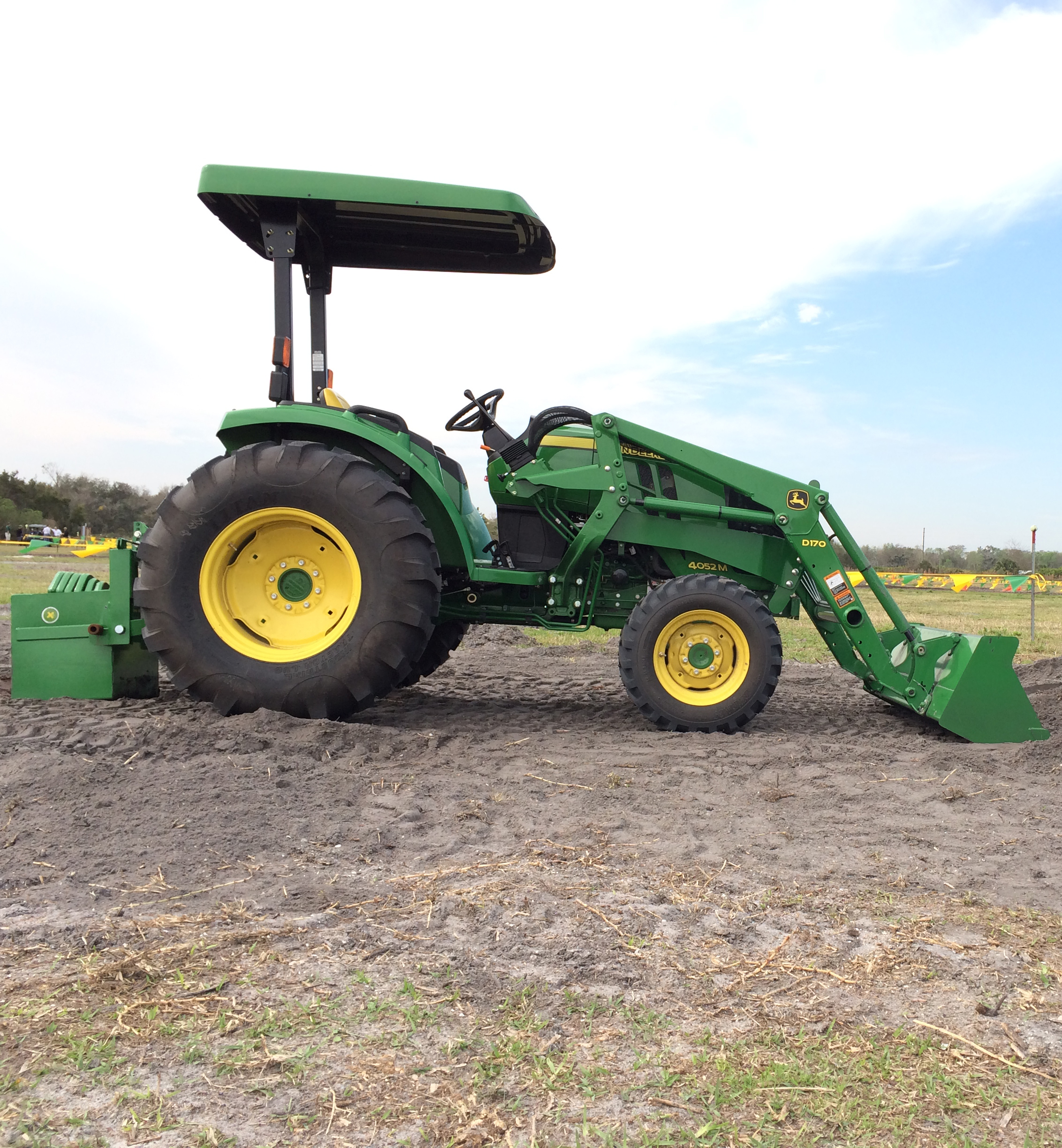 John Deere’s 4052M, as well as 5 other 4 Family models, will be ...