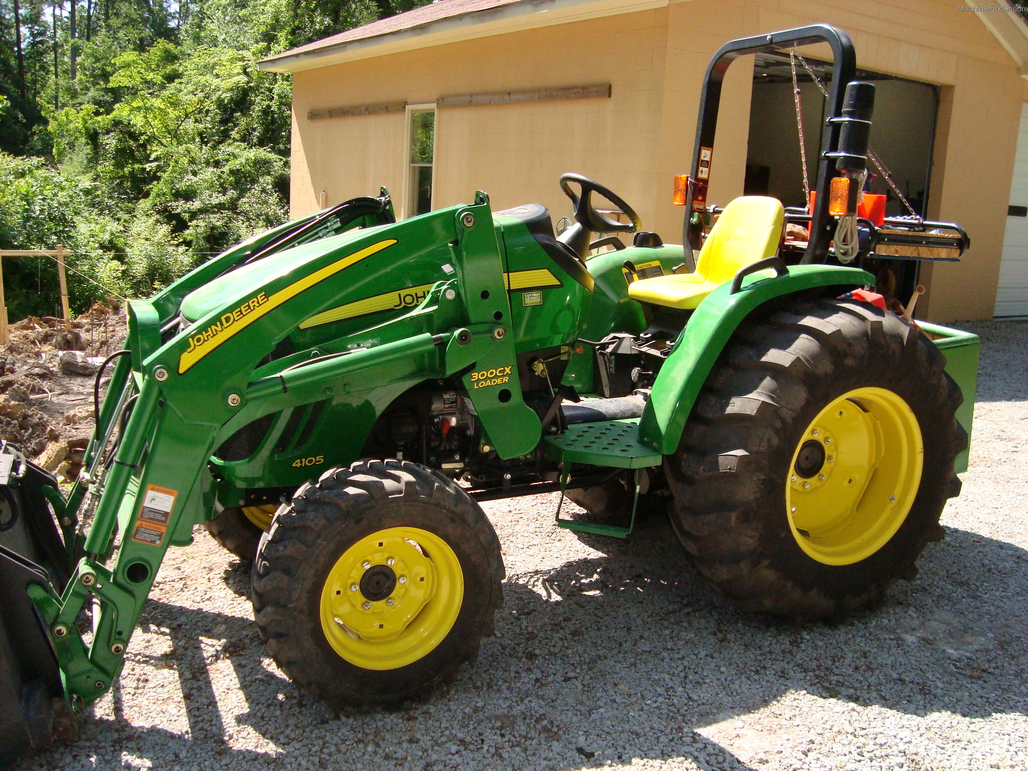 2011 John Deere 4105 Tractors - Compact (1-40hp.) - John Deere ...