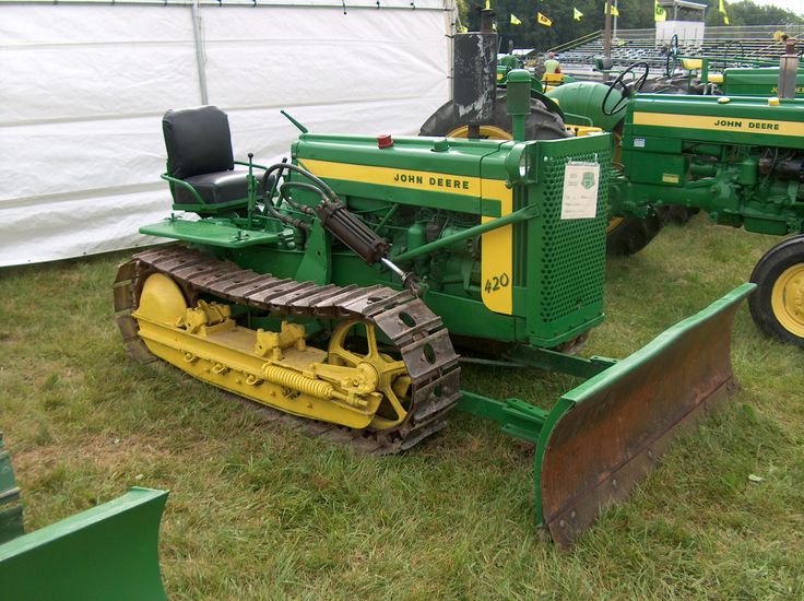 John Deere 420C - 4 roller with a #61 Bulldozer - NY 2 Cylinder Expo ...