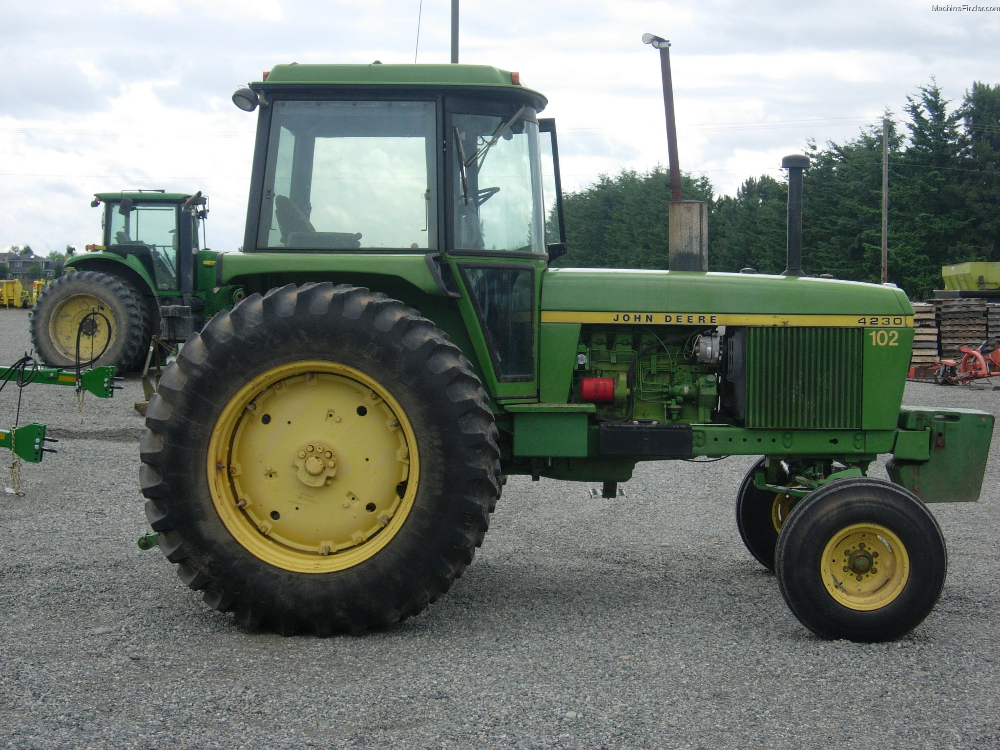 John Deere 4230 Tractors - Row Crop (+100hp) - John Deere ...