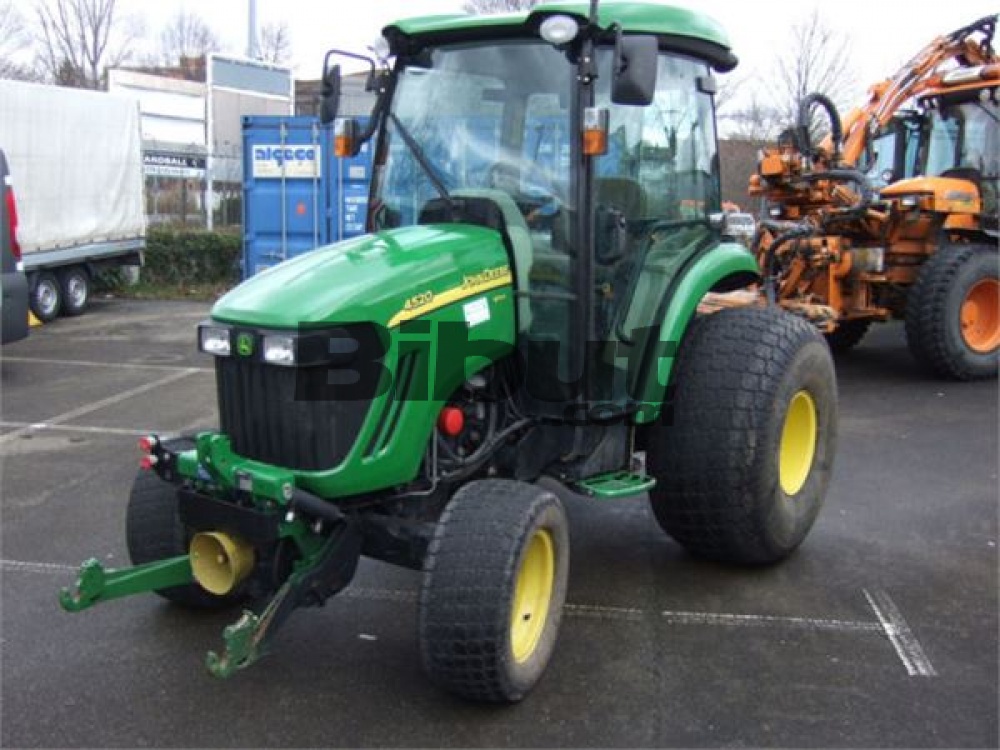 Farming tractor - John Deere - 4520 (Ref. 20140331-000007)