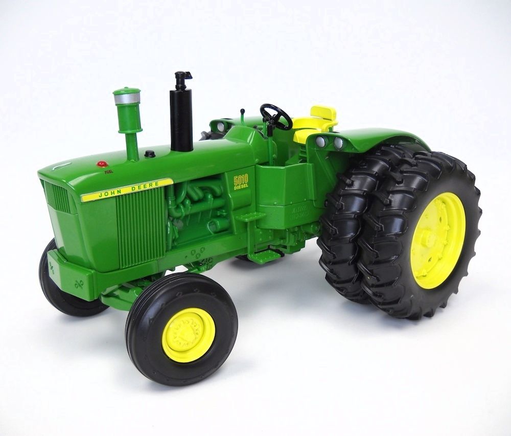 NEW John Deere Model 5010 Tractor Collector Edition 1/16 Scale Ages 14 ...