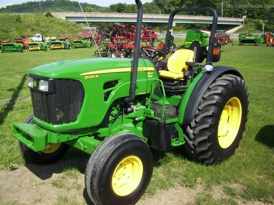 2010 John Deere 5065M Tractors - Utility (40-100hp) - John Deere ...
