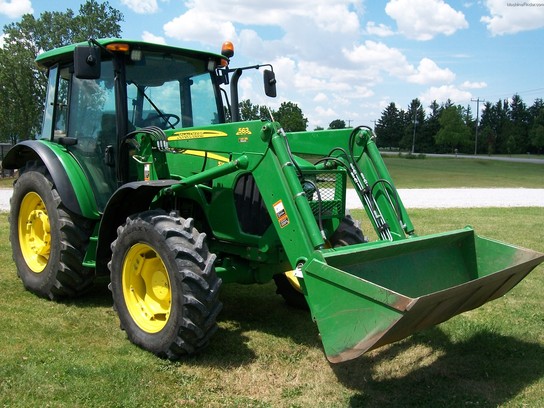 2009 John Deere 5105M Tractors - Utility (40-100hp) - John Deere ...