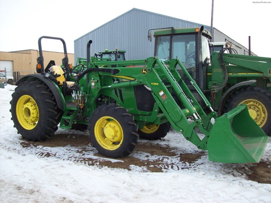 2012 John Deere 5115M Tractors - Utility (40-100hp) - John Deere ...
